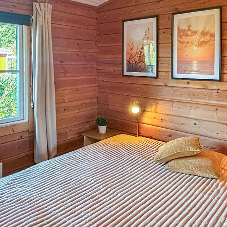 3 Bedroom Beautiful In Holiday home