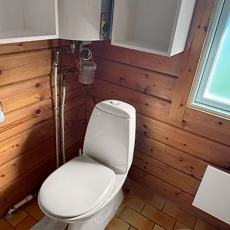 3 Bedroom Beautiful In Casa vacanze *