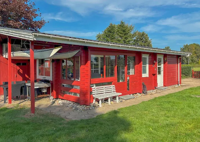 3 Bedroom Beautiful In Holiday home *