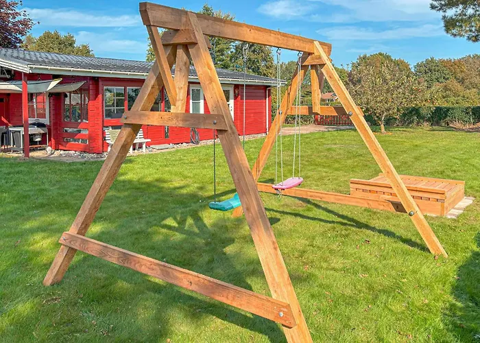 3 Bedroom Beautiful In Holiday home *