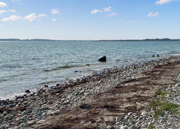 3 Bedroom Beautiful In Holiday home